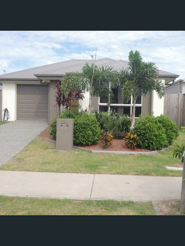 Cable Court, Blacks Beach, Mackay QLD property exterior